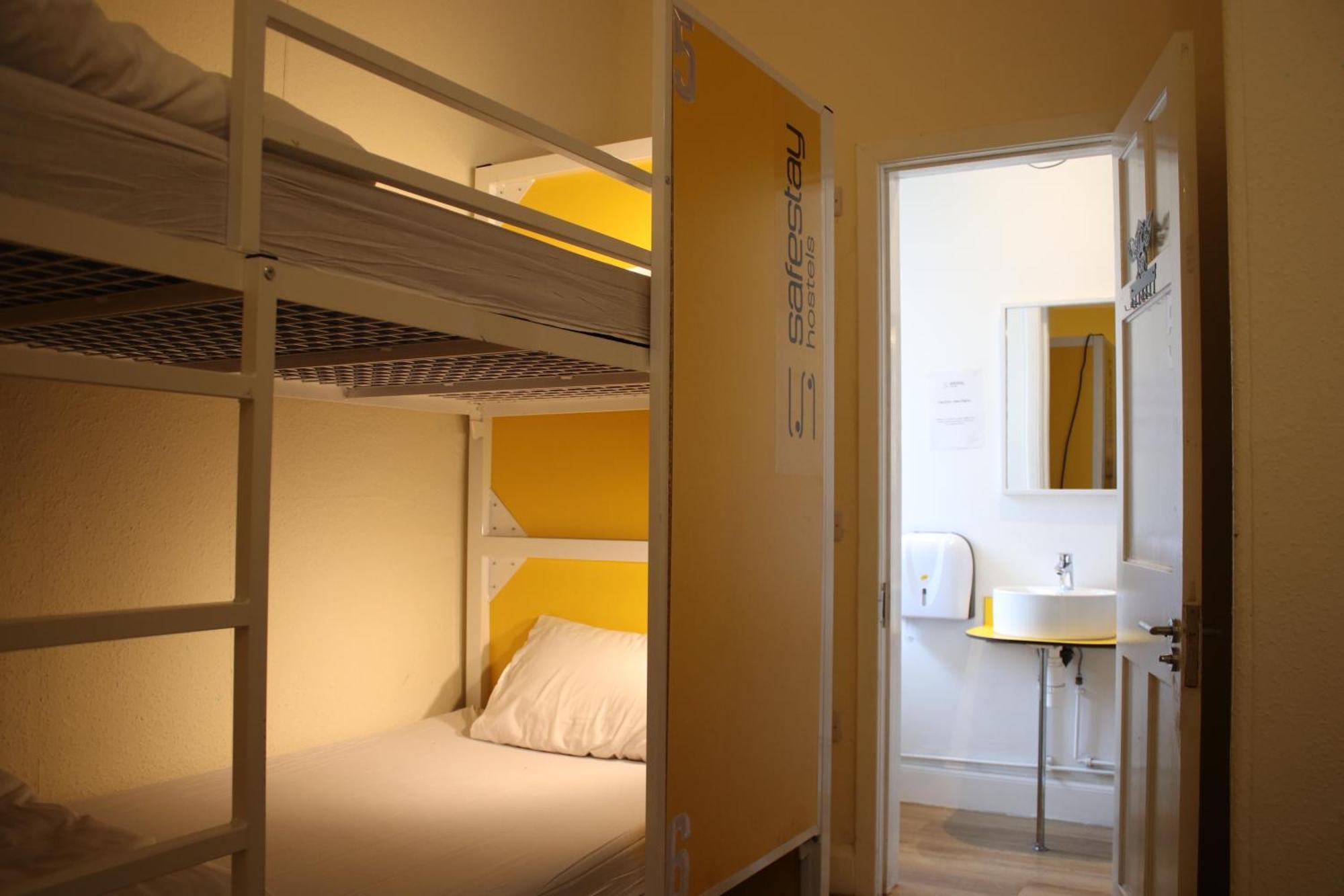 Cowgate Hostel