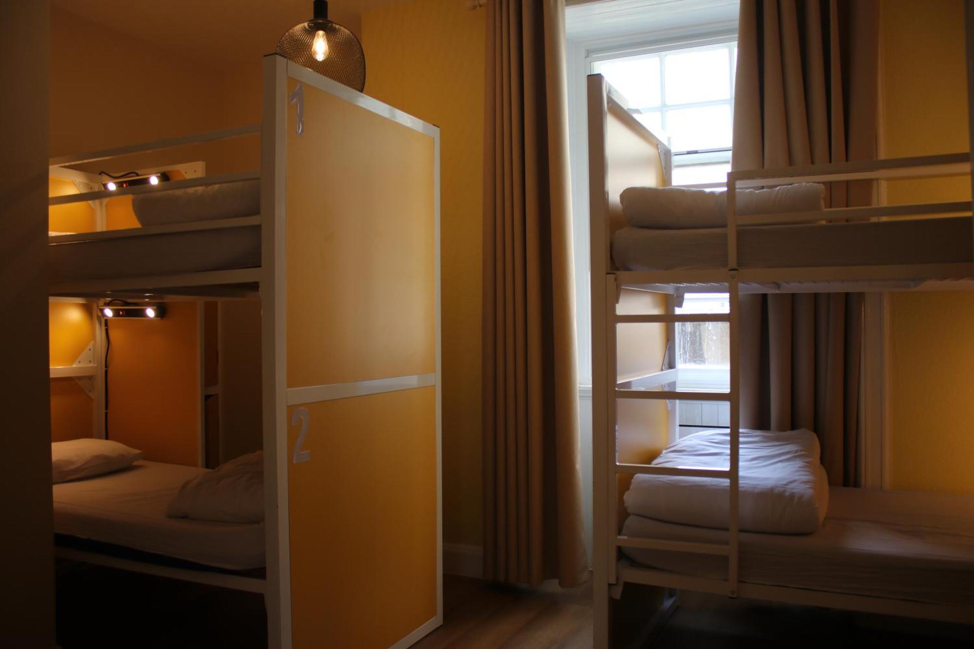 Cowgate Hostel *